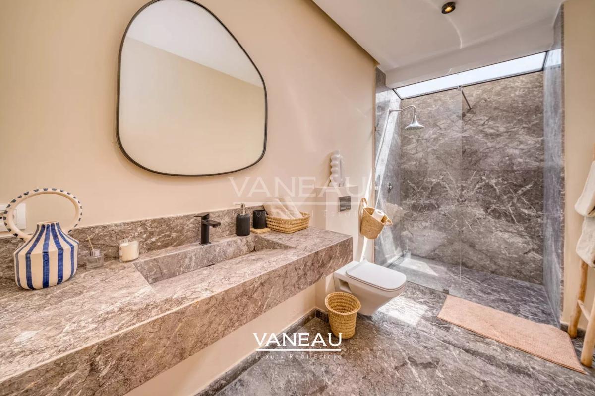 Villa de plain pied 4 suites Terrain 1460m2