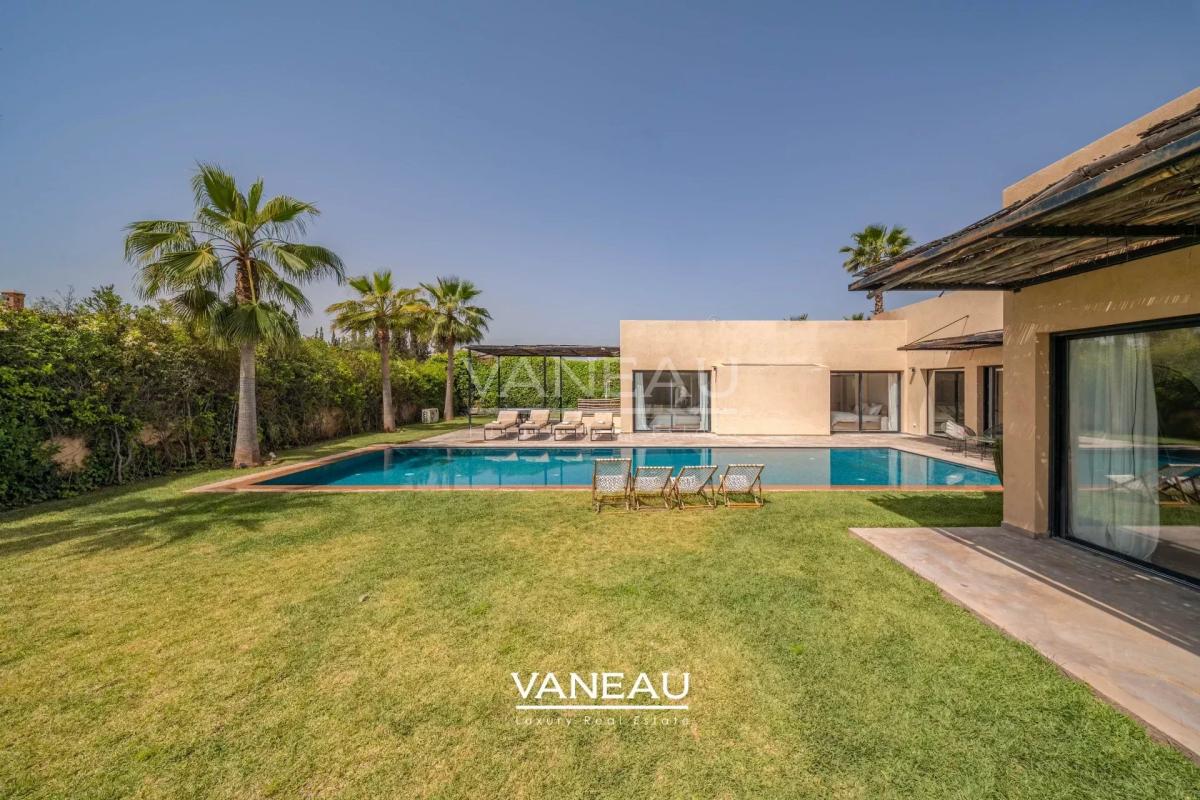 Villa de plain pied 4 suites Terrain 1460m2