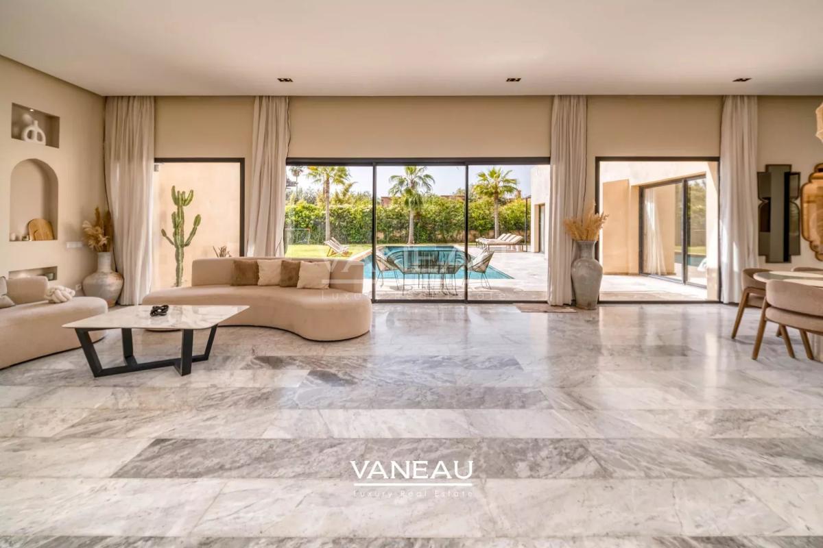 Villa de plain pied 4 suites Terrain 1460m2