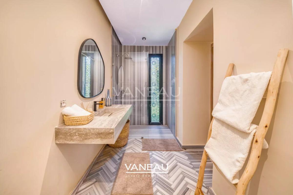 Villa de plain pied 4 suites Terrain 1460m2