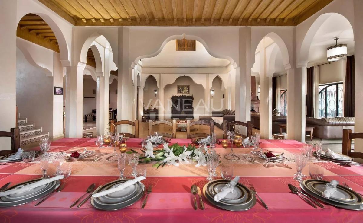 Maison d'hote  sur un hectare de terrain route de l'Ourika