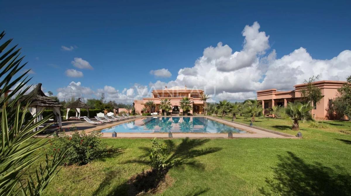Maison d'hote  sur un hectare de terrain route de l'Ourika