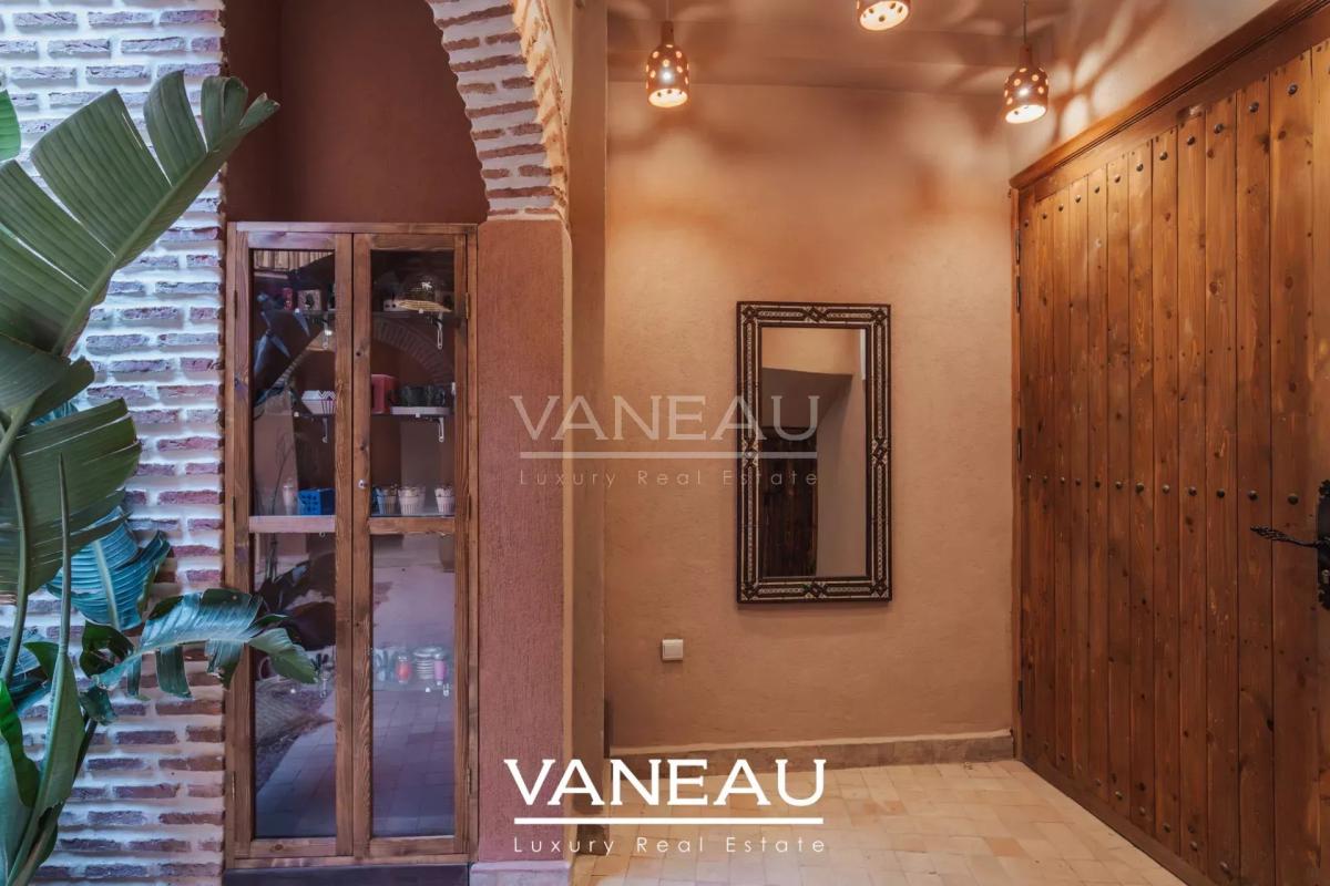 Magnifique Riad rénové avec bassin à la Kasbah