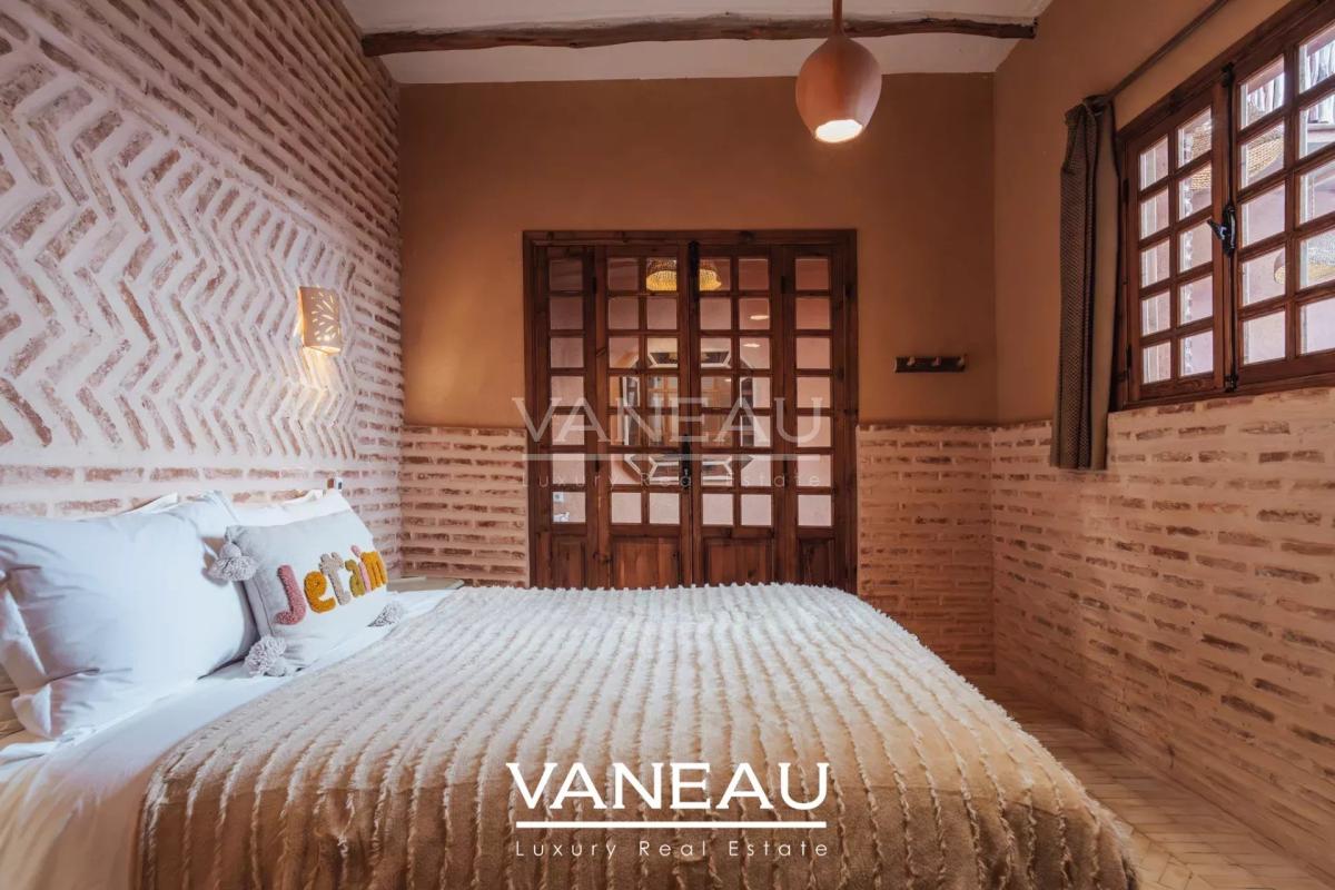 Magnifique Riad rénové avec bassin à la Kasbah