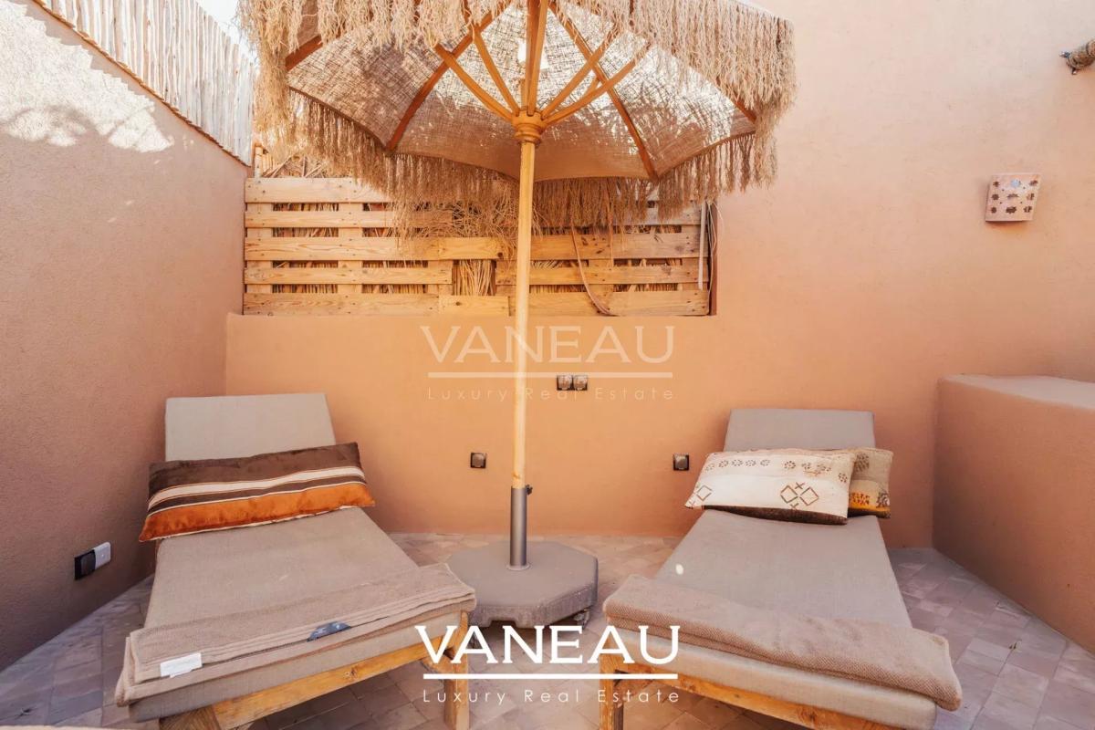Magnifique Riad rénové avec bassin à la Kasbah