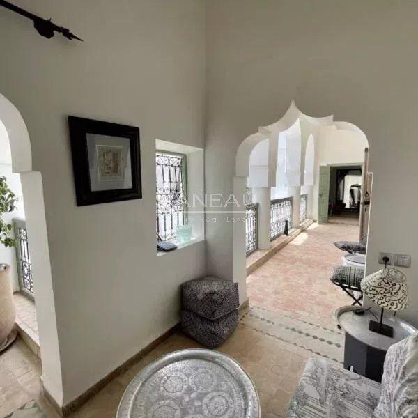 Riad d’exception – Grand patio avec piscine –