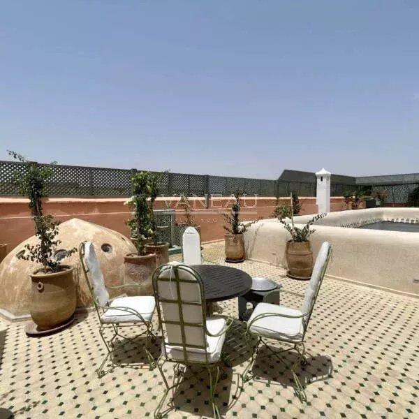 Riad d’exception – Grand patio avec piscine –