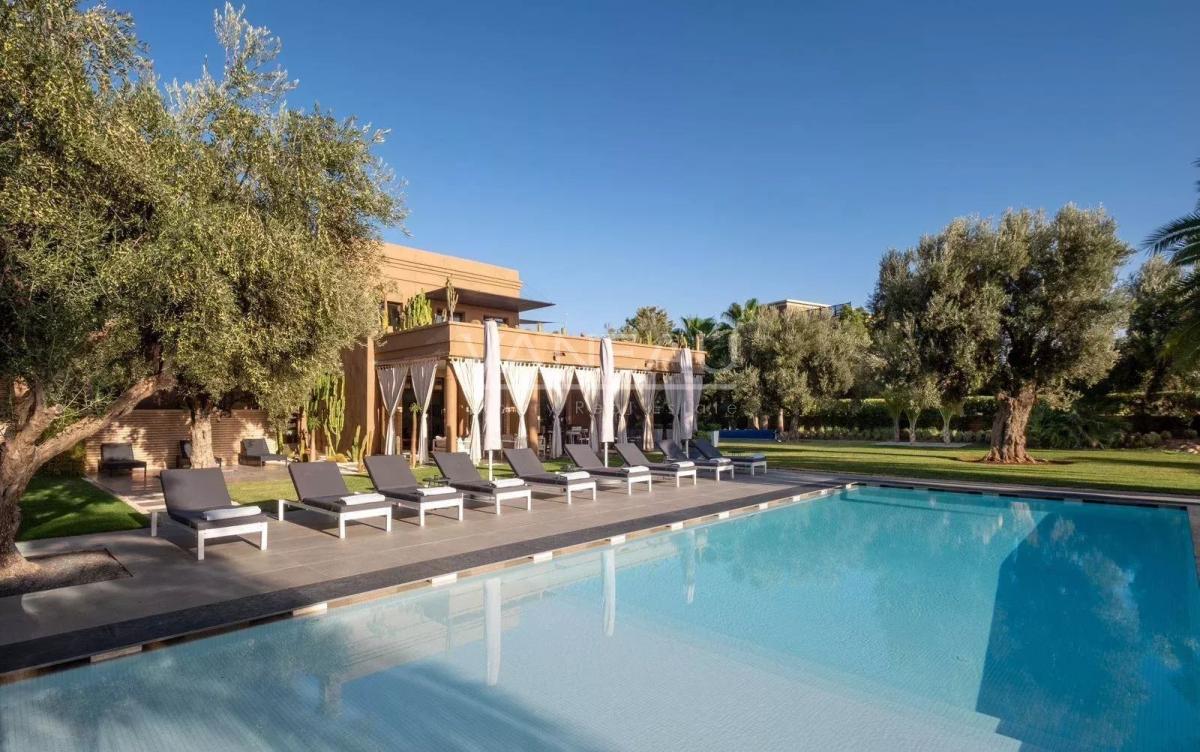 Magnifique villa front de golf