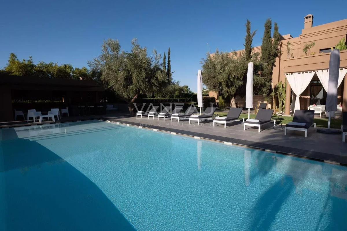 Magnifique villa front de golf