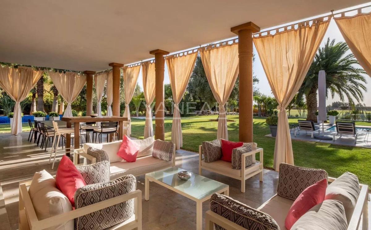Magnifique villa front de golf