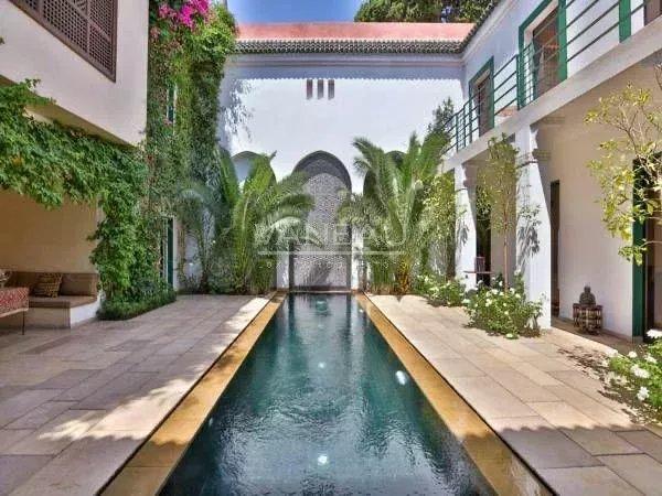 Riad maison d'hôtes 8 chambres quartier Moussine