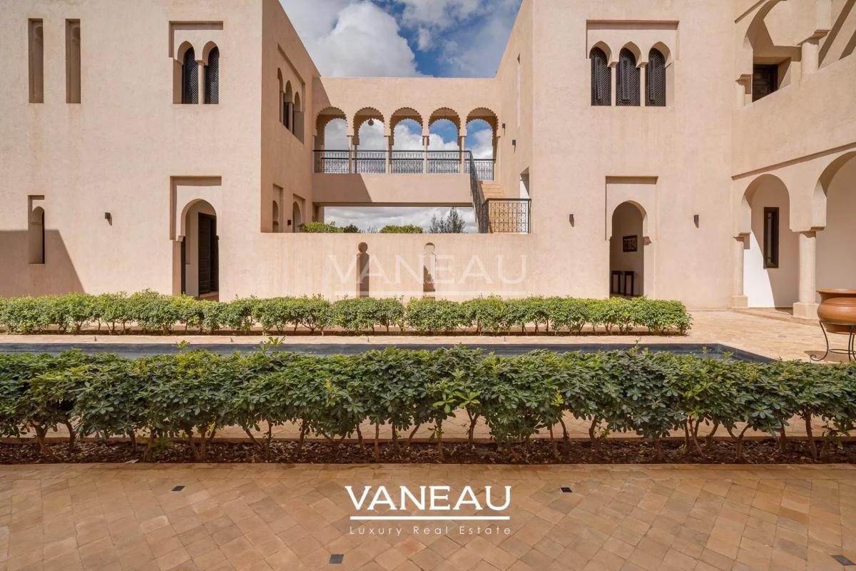 SUPERBE PALAIS MAISON D'HOTE SUR 1 HECTARE