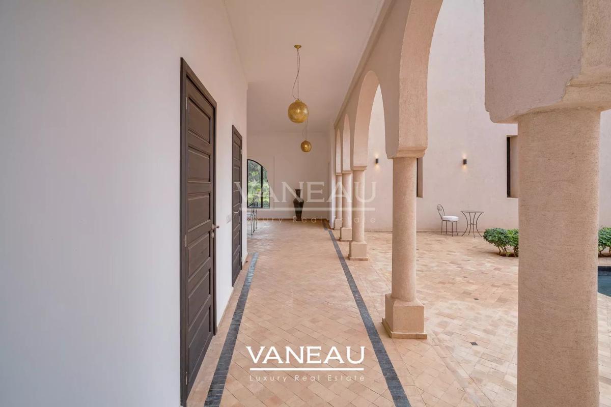 SUPERBE PALAIS MAISON D'HOTE SUR 1 HECTARE