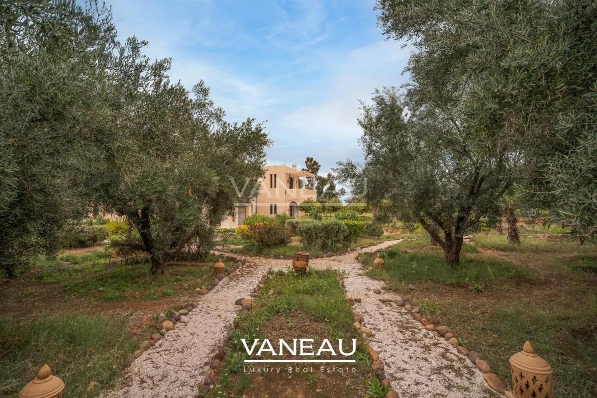 SUPERBE PALAIS MAISON D'HOTE SUR 1 HECTARE