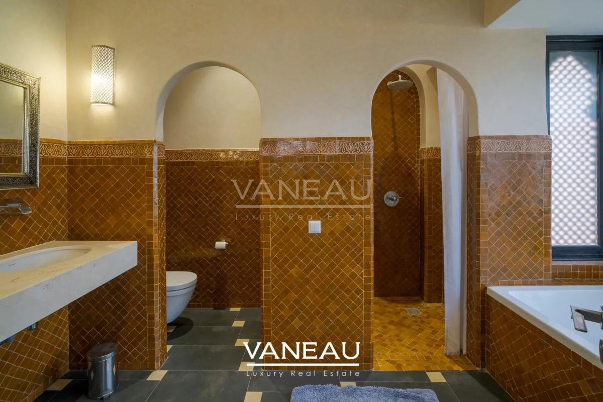 SUPERBE PALAIS MAISON D'HOTE SUR 1 HECTARE