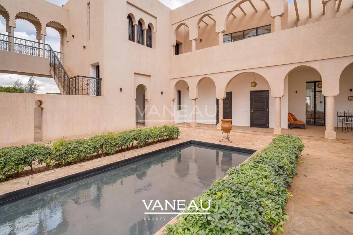 SUPERBE PALAIS MAISON D'HOTE SUR 1 HECTARE