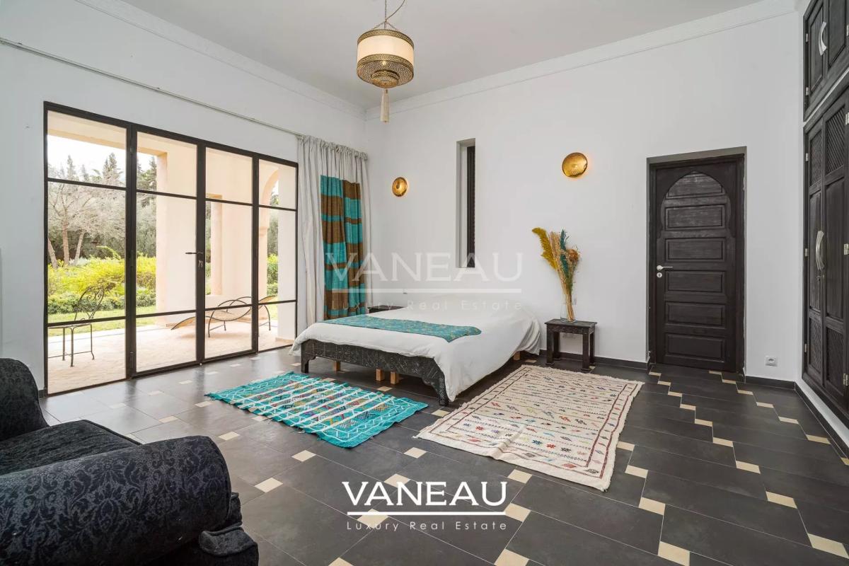 SUPERBE PALAIS MAISON D'HOTE SUR 1 HECTARE