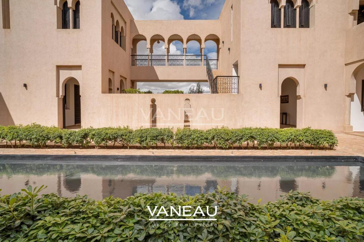 SUPERBE PALAIS MAISON D'HOTE SUR 1 HECTARE
