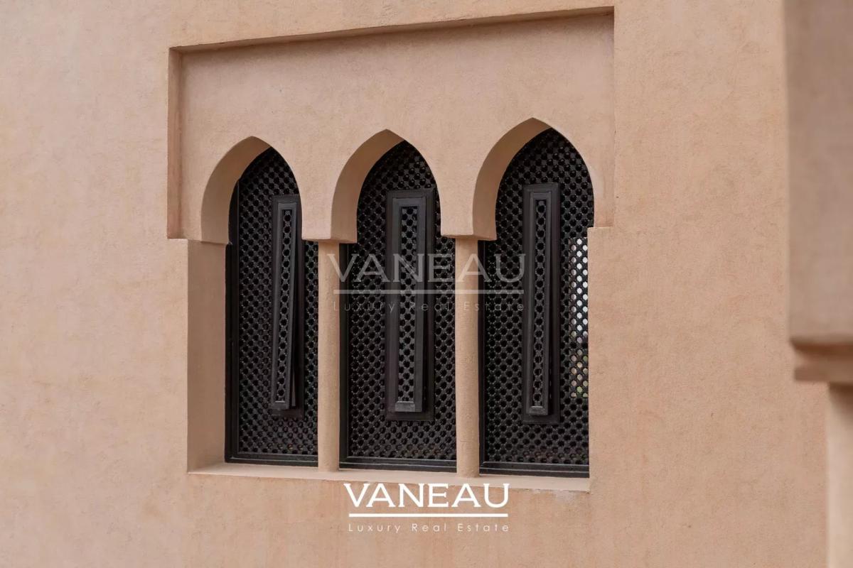 SUPERBE PALAIS MAISON D'HOTE SUR 1 HECTARE