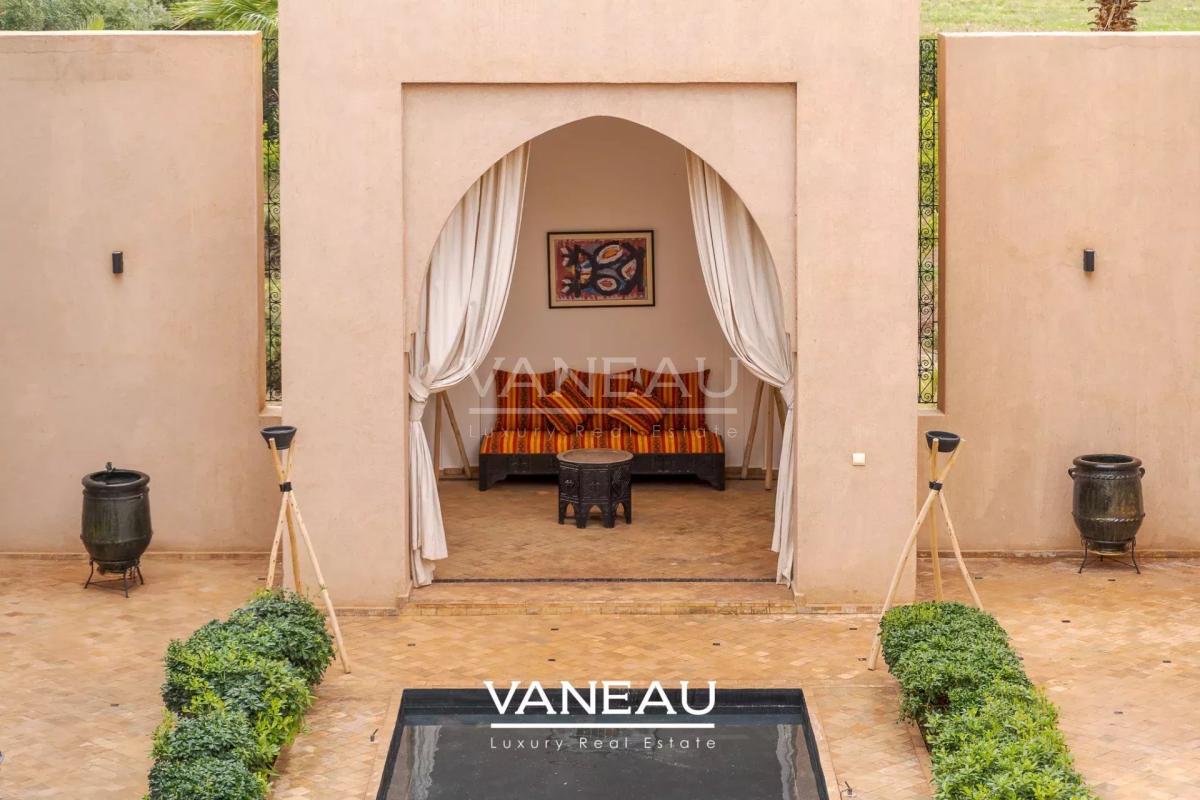 SUPERBE PALAIS MAISON D'HOTE SUR 1 HECTARE