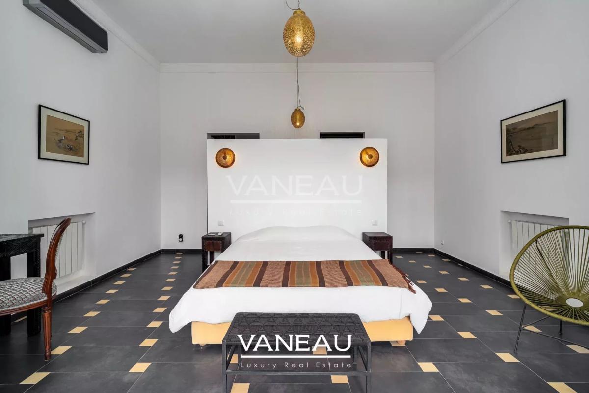 SUPERBE PALAIS MAISON D'HOTE SUR 1 HECTARE