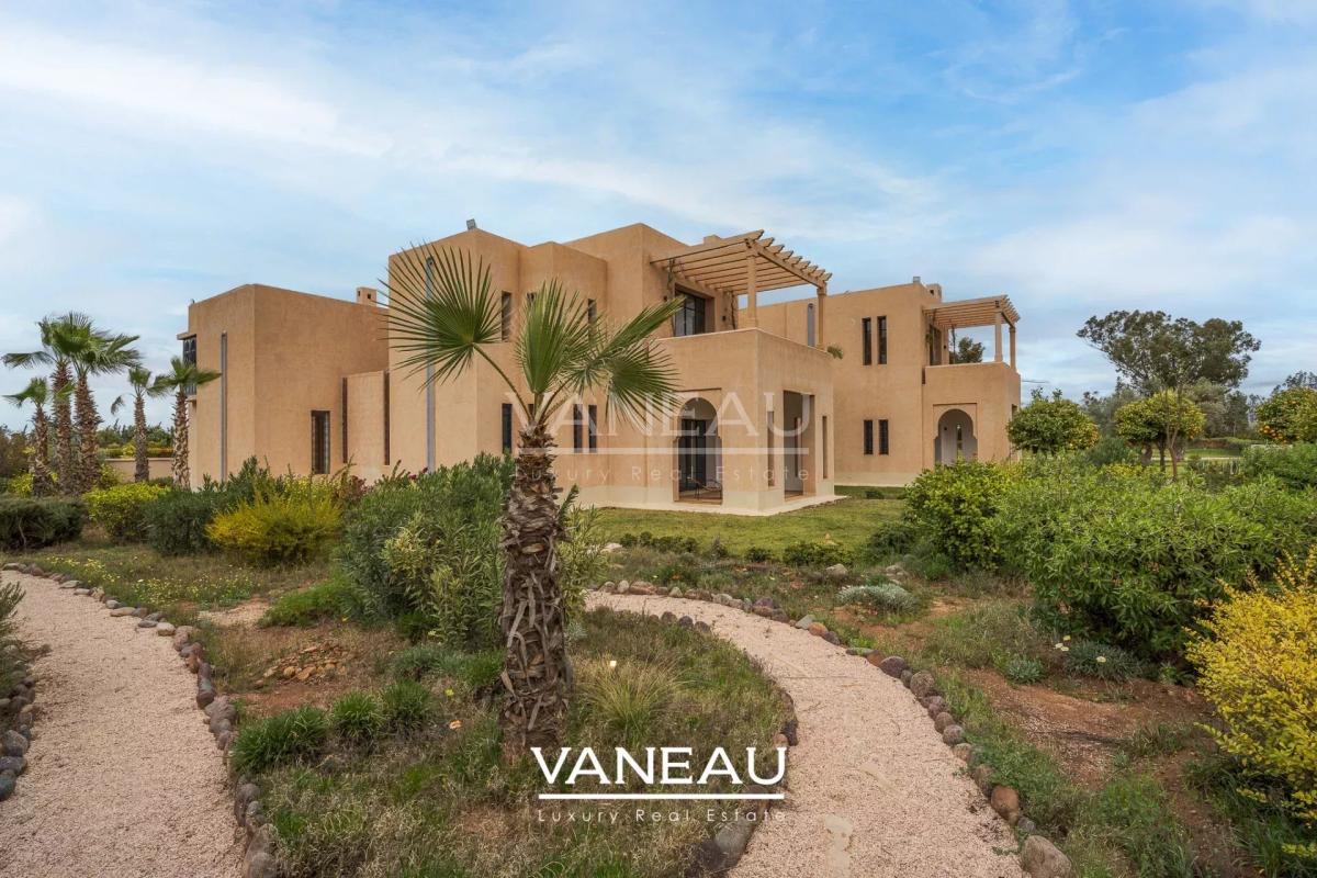 SUPERBE PALAIS MAISON D'HOTE SUR 1 HECTARE