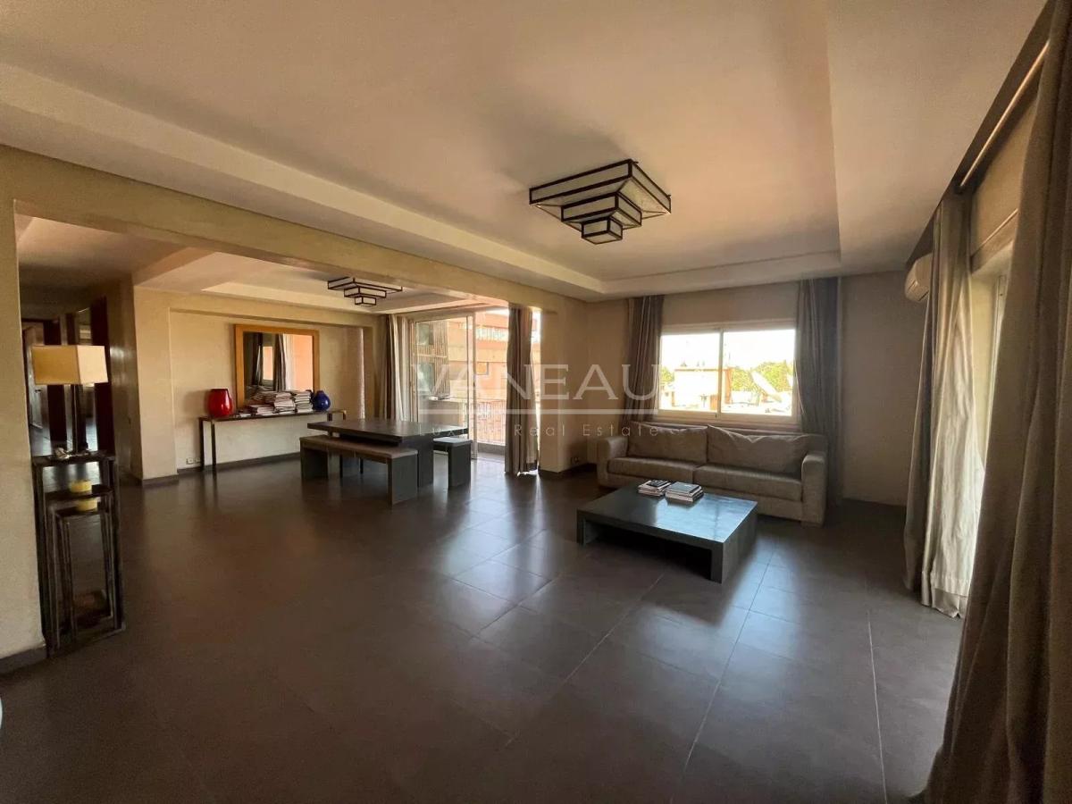 ***Appartement au cœur d'Hivernage***