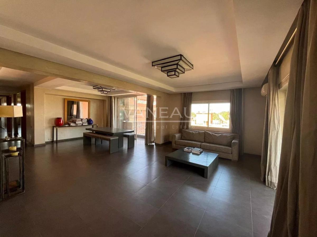 ***Appartement au cœur d'Hivernage***