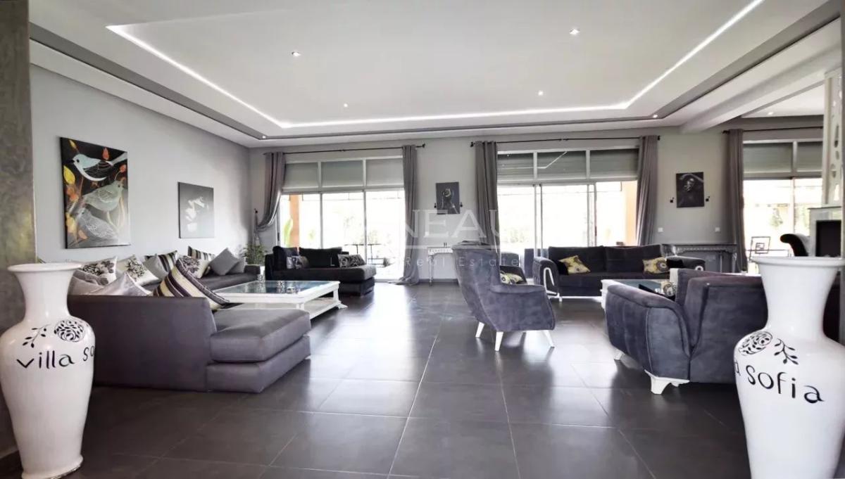 Superbe Villa indépendante à 20 min du centre ville de Marrakech