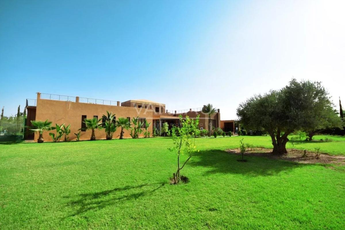 Superbe Villa indépendante à 20 min du centre ville de Marrakech