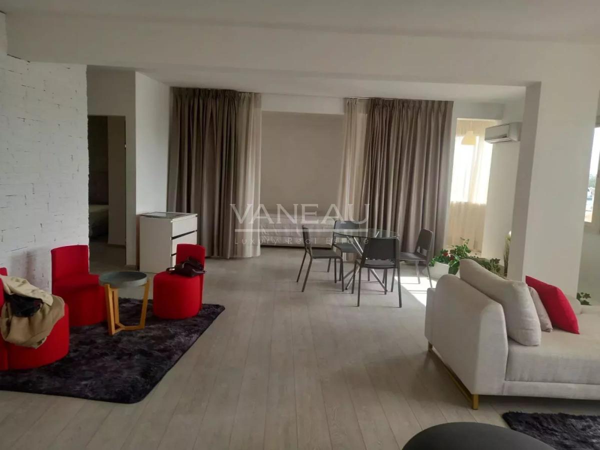 Loft de 110m2 meublé avec vue dégagée