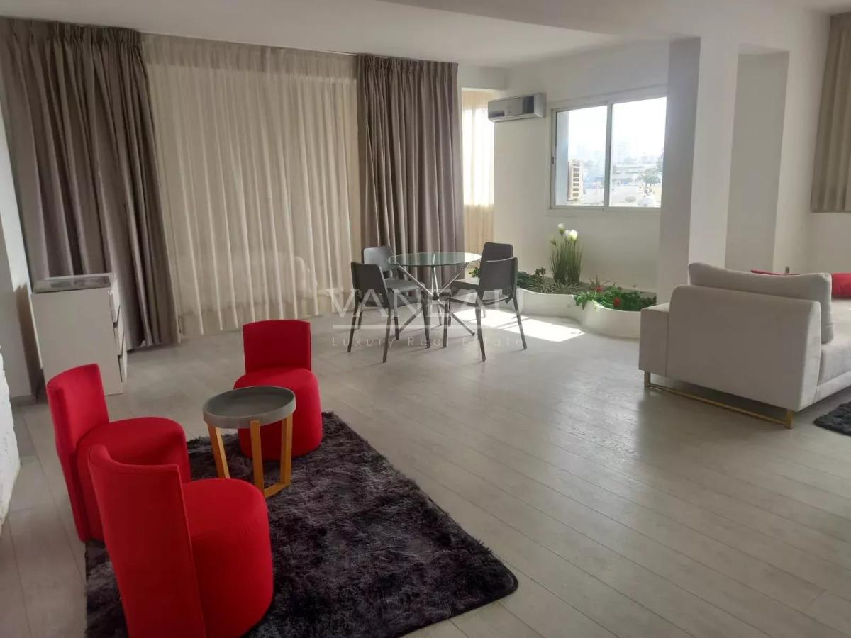 Loft de 110m2 meublé avec vue dégagée