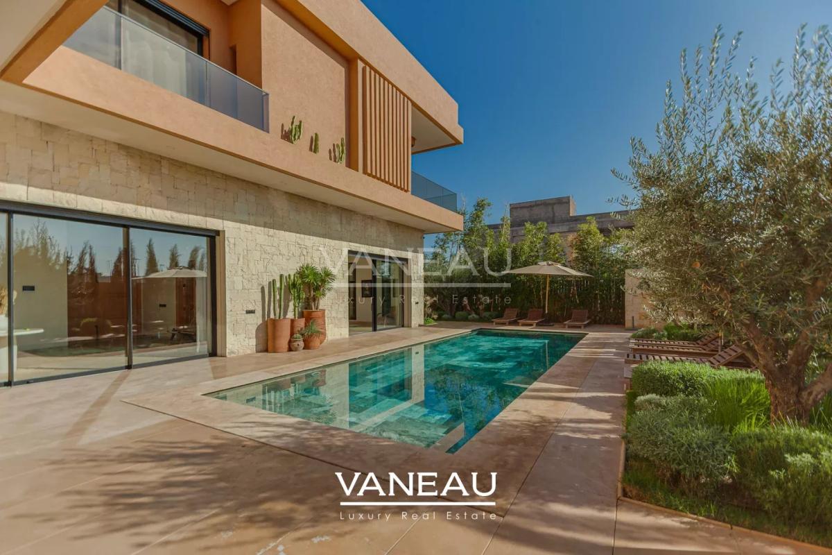Superbe Villa sur Golf à 10 min du centre ville de Marrakech