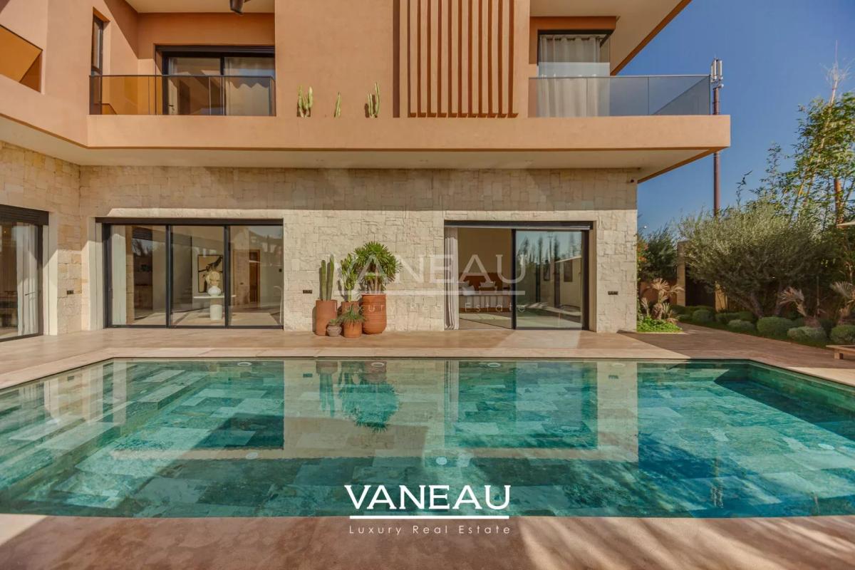 Superbe Villa sur Golf à 10 min du centre ville de Marrakech