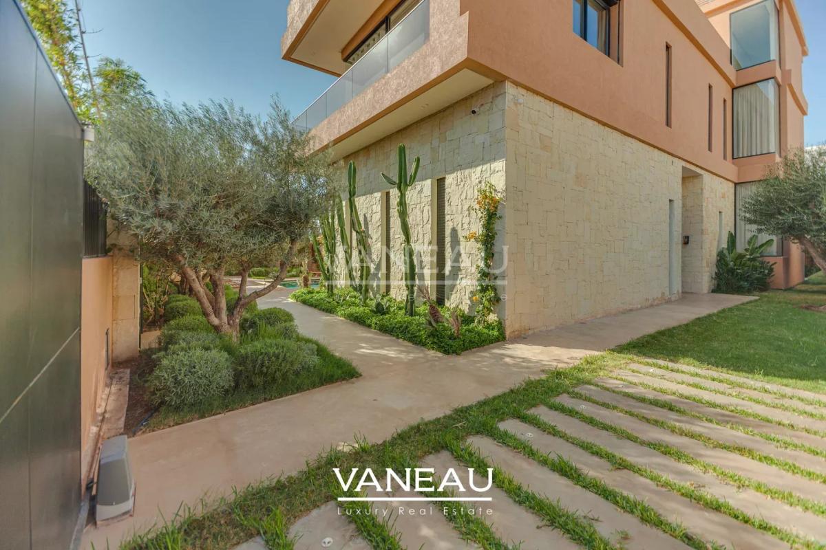 Superbe Villa sur Golf à 10 min du centre ville de Marrakech