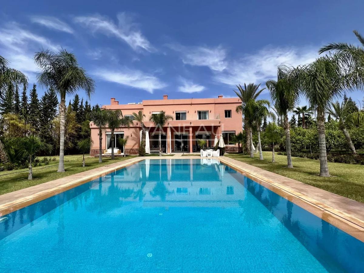 Villa indépendante face à l'ATLAS