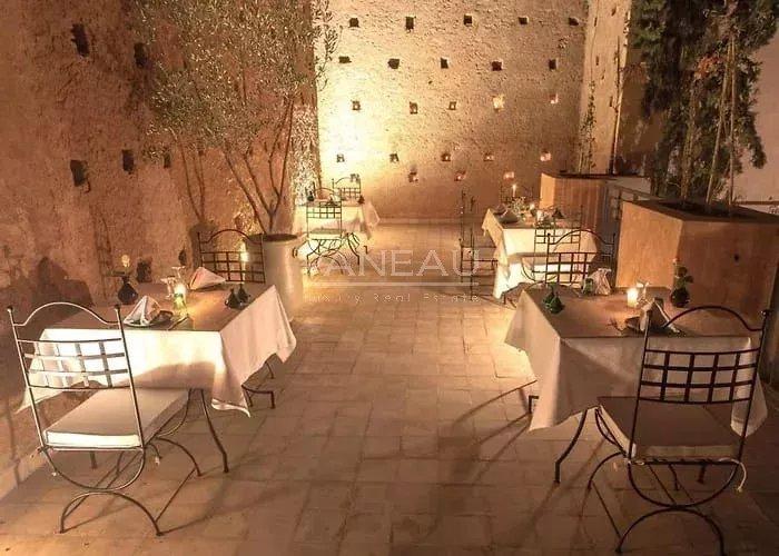 Magnifique maison d'hôtes de 7 chambres à la Kasbah