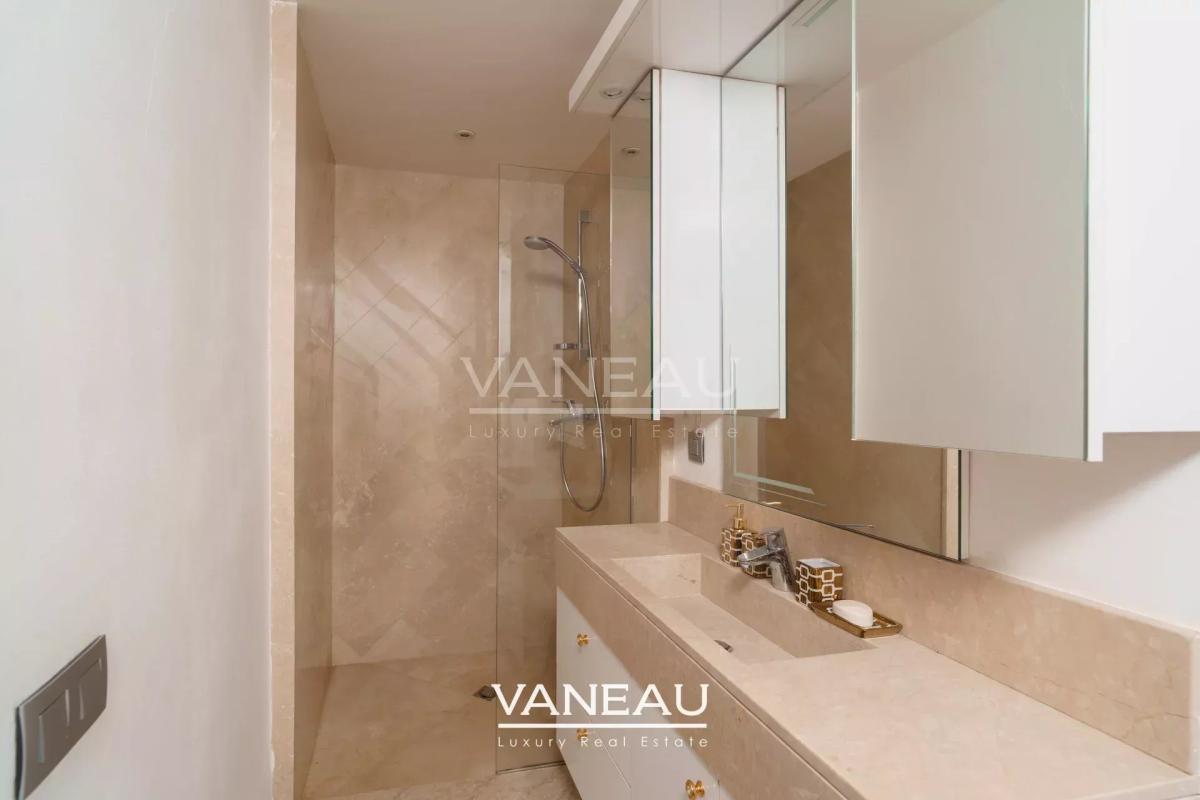 Bel appartement au 5ème étage en plein centre-ville