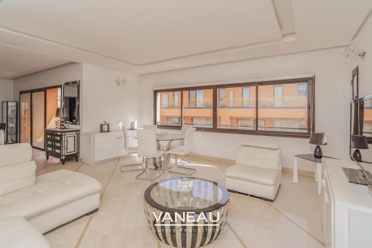 Bel appartement au 5ème étage en plein centre-ville