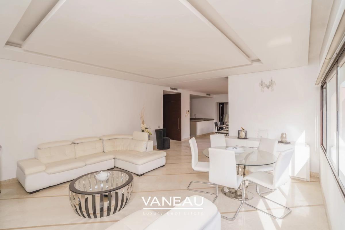 Bel appartement au 5ème étage en plein centre-ville