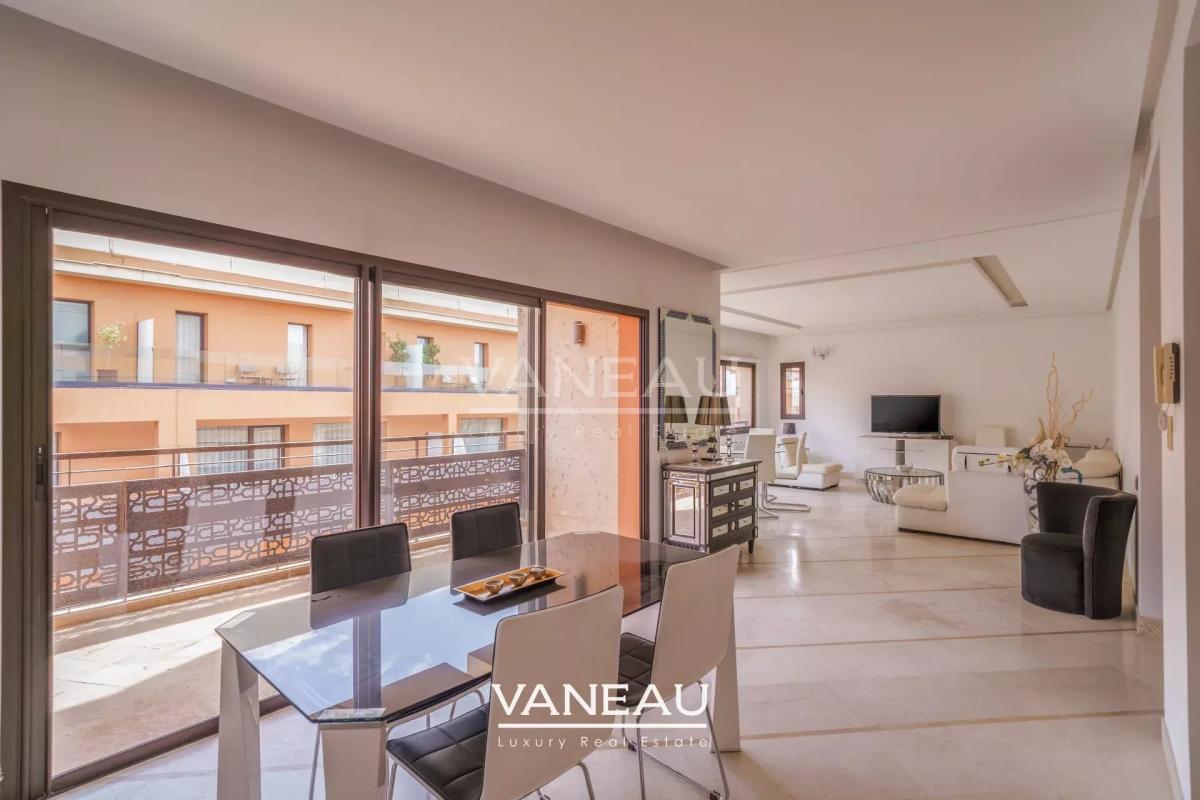 Bel appartement au 5ème étage en plein centre-ville