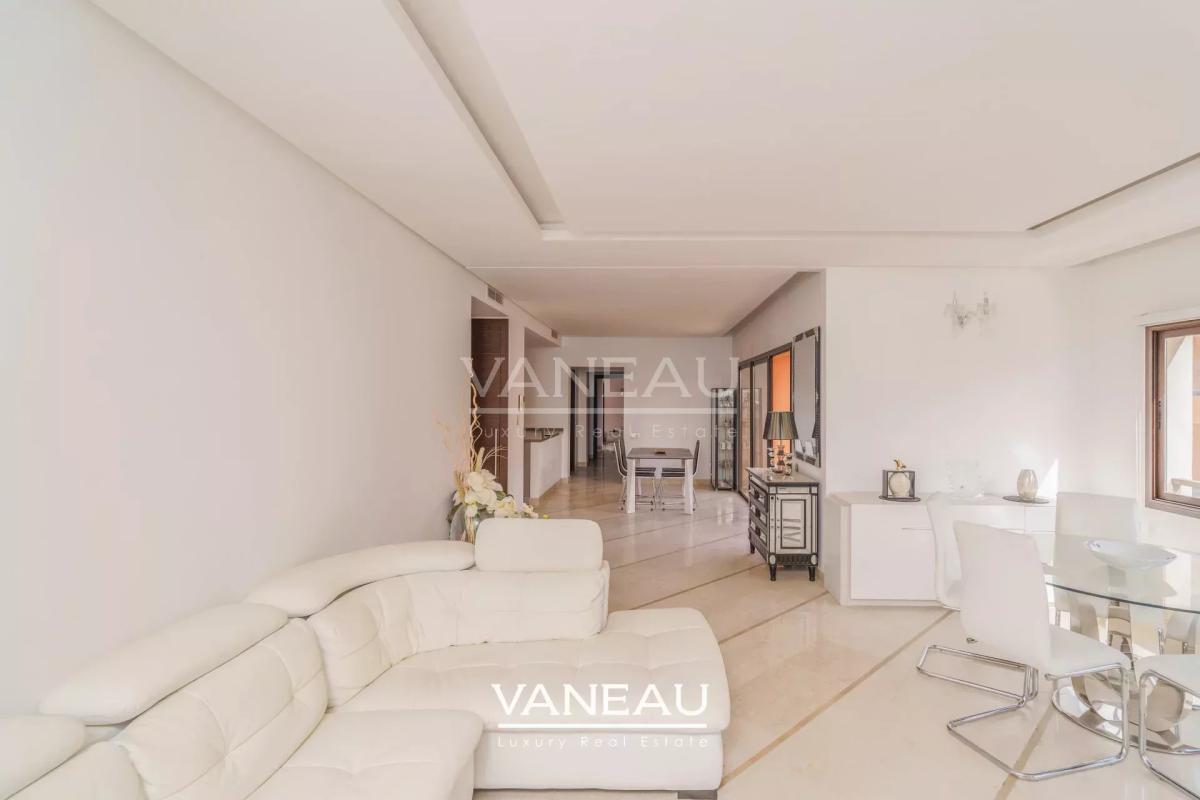 Bel appartement au 5ème étage en plein centre-ville