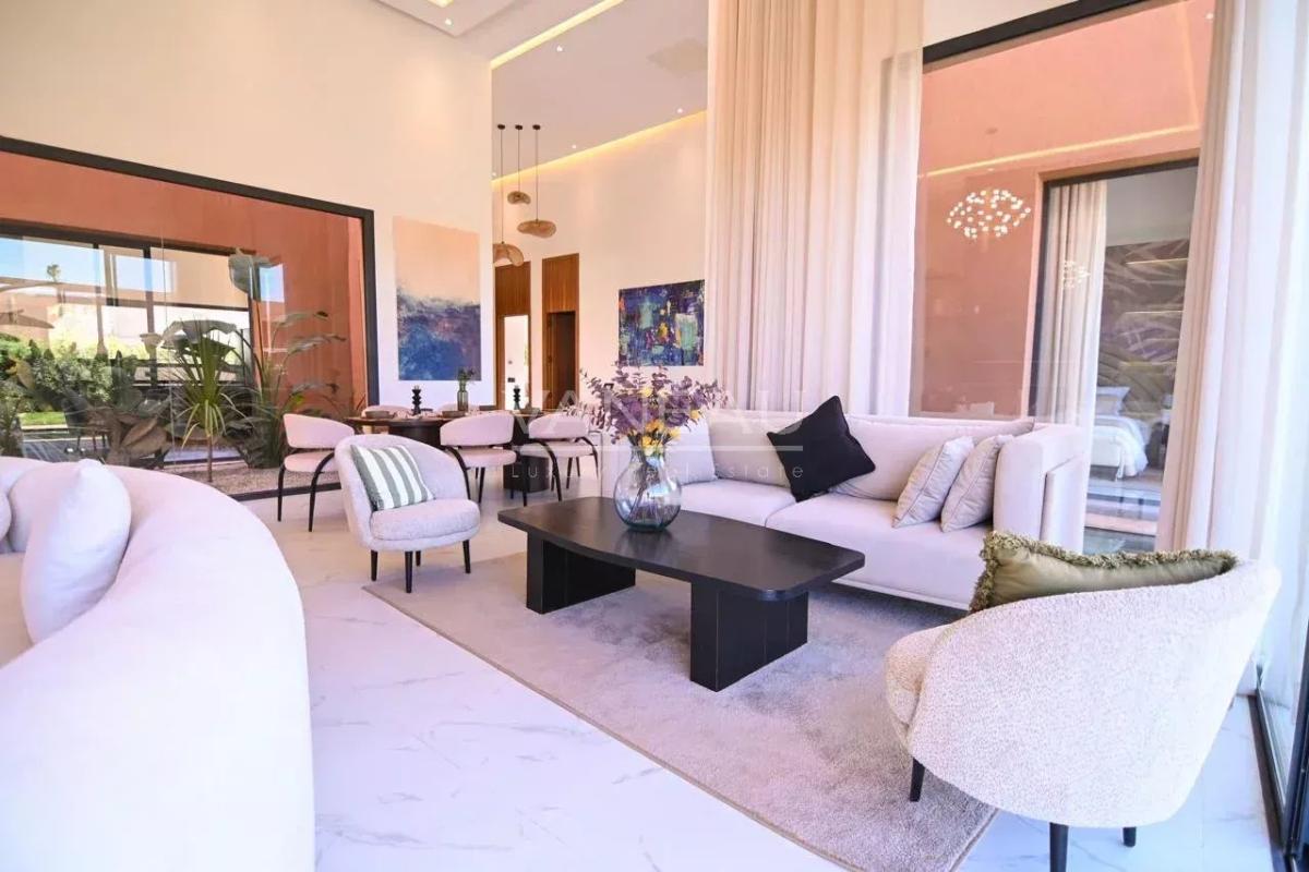 Villas de plain pied sur plan sur la route du barrage
