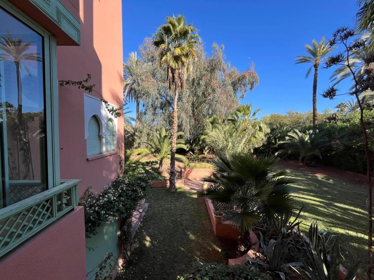 Grand appartement en duplex de trois chambres à la Palmeraie