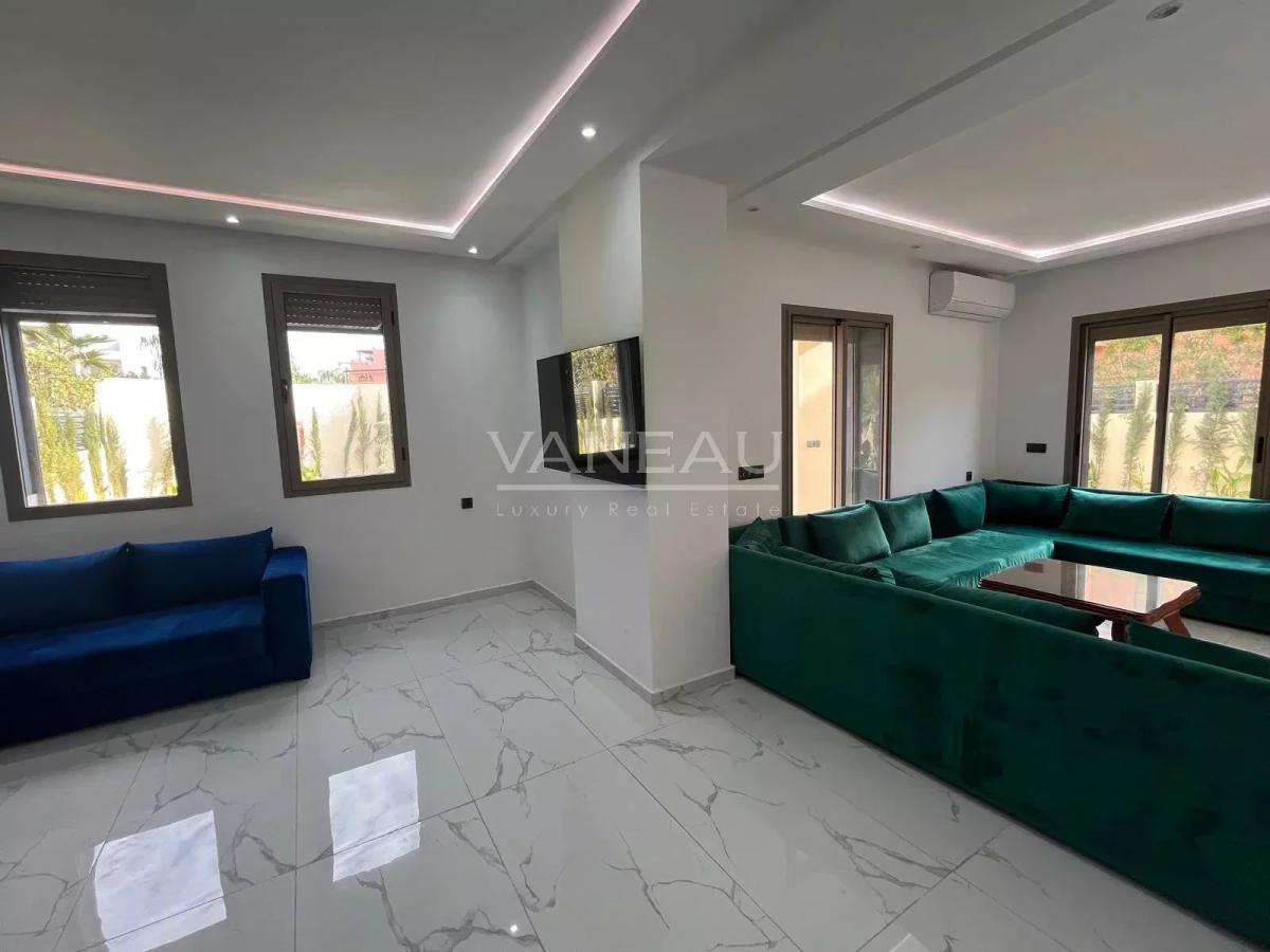 ****Villa de 150m² avec piscine***