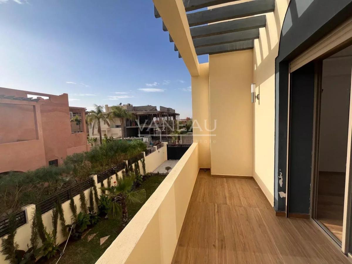 ****Villa de 150m² avec piscine***