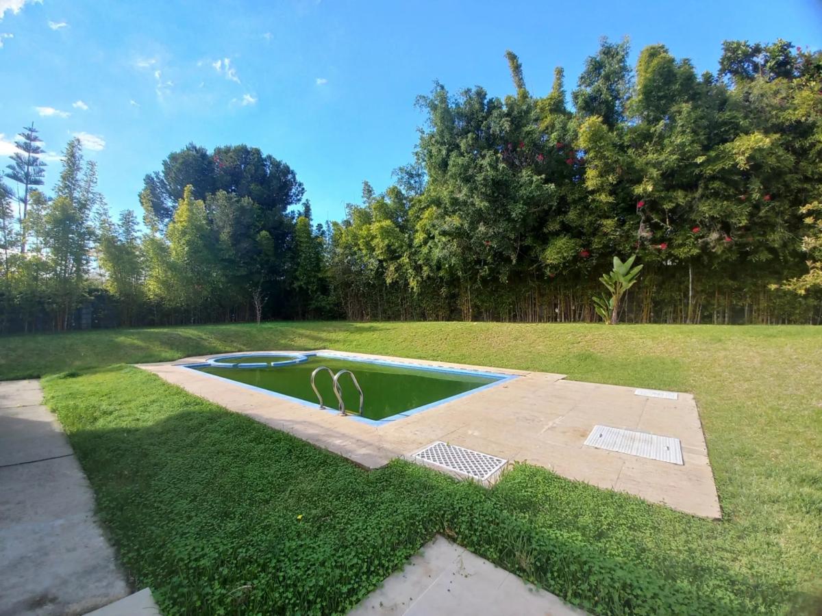 Villa avec jardin et piscine à louer Rabat Souissi