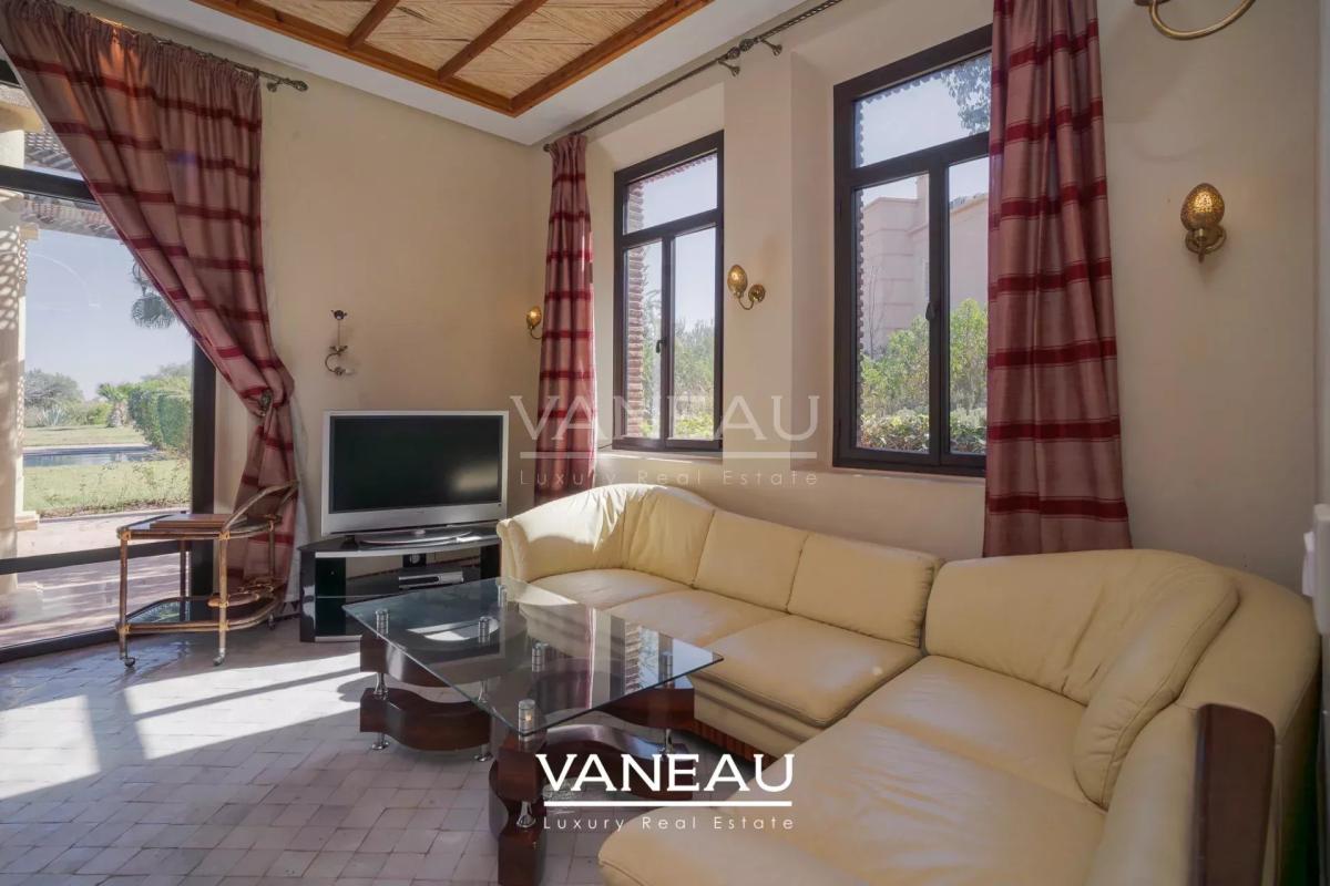 Belle villa en première ligne de golf