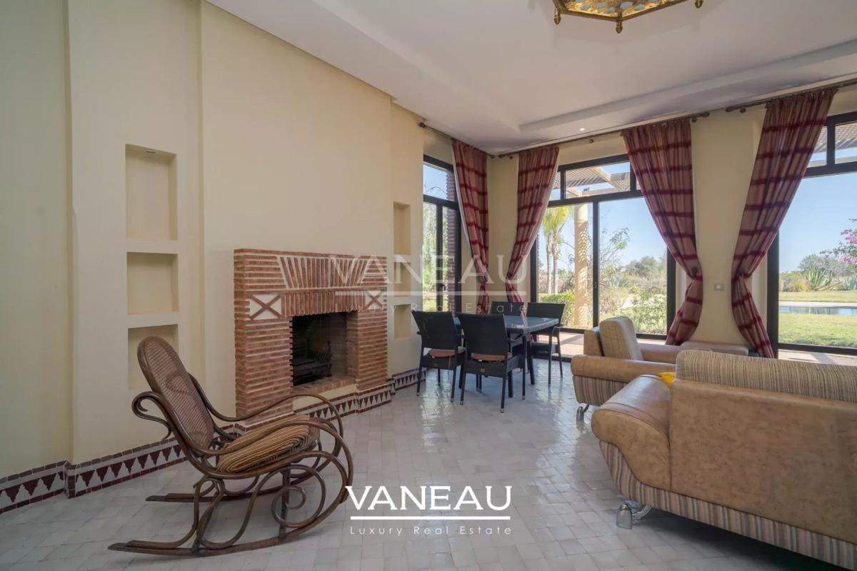 Belle villa en première ligne de golf