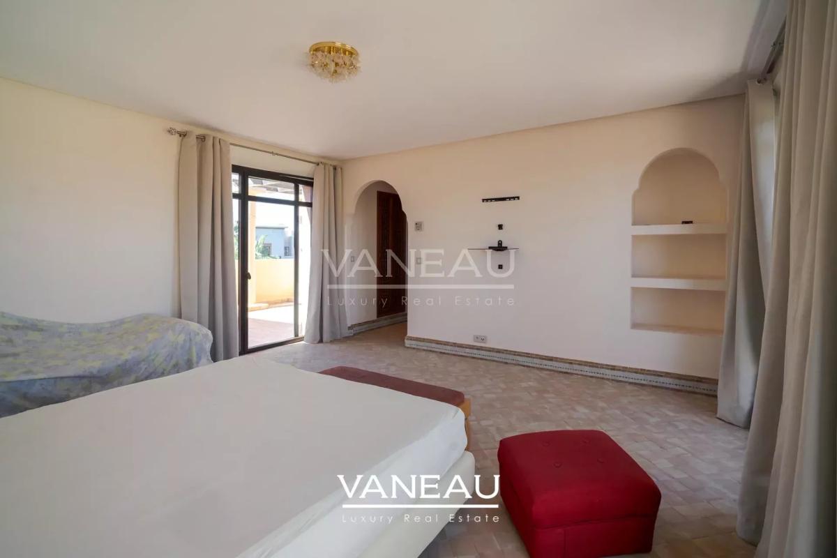 Belle villa en première ligne de golf